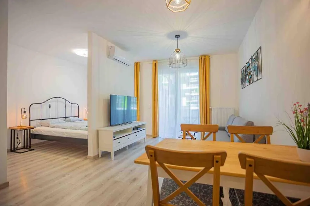 Apartamento Corvin Luxury Quiet Cabin Budapest Hungría
