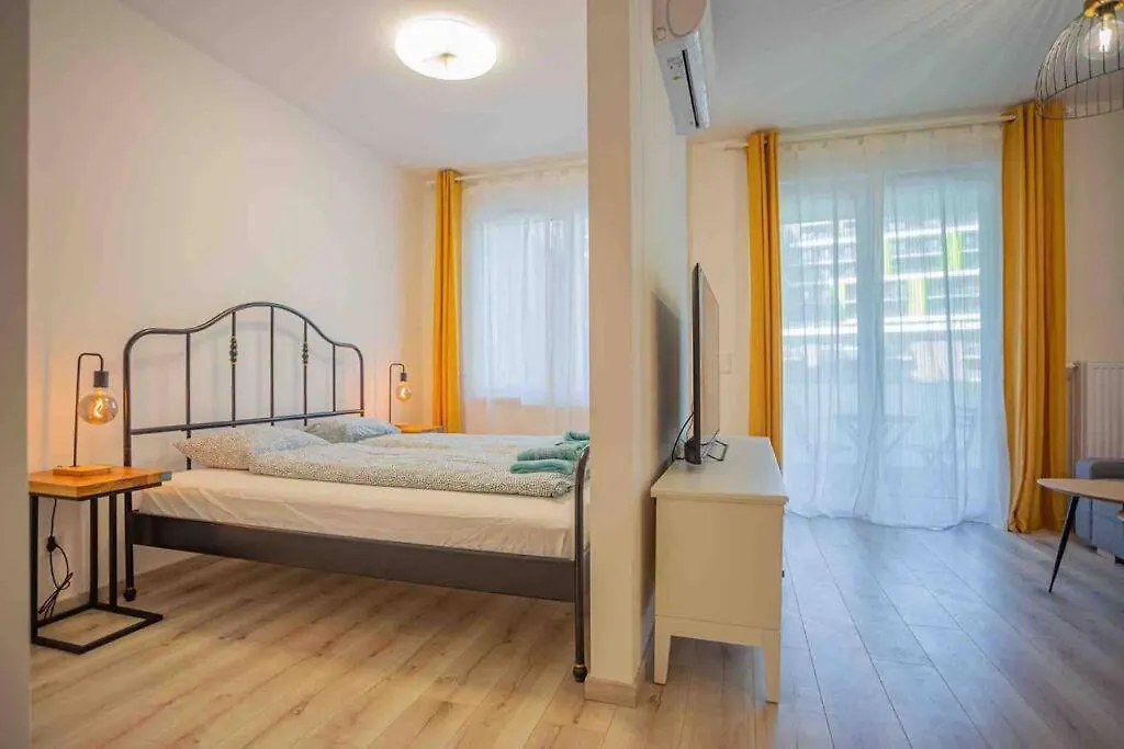 Corvin Luxury Quiet Cabin Budapest 0*,  Hungría